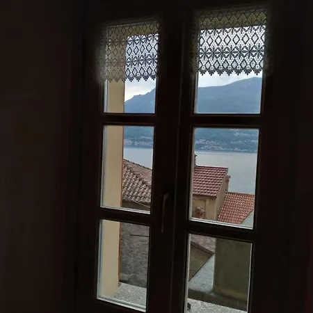 Lacus Amoenus Casa Vacanze * Bellano